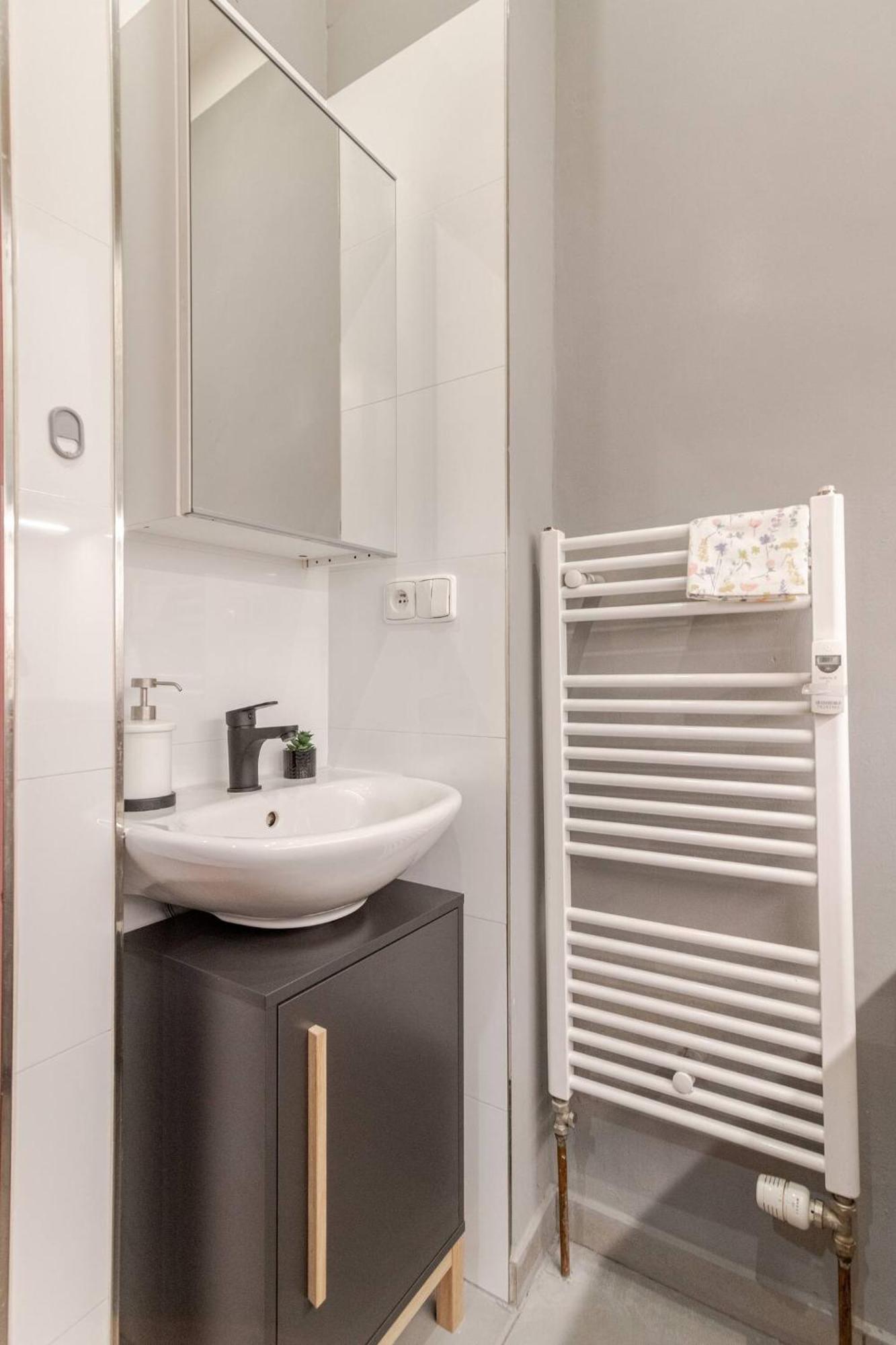Apartamento Place Of Grace - 1 Min To National Theatre *